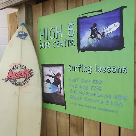 Surfside - Fistral Beach 2*