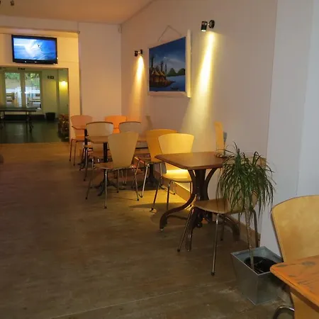 Surfside - Fistral Beach 2* New Quay